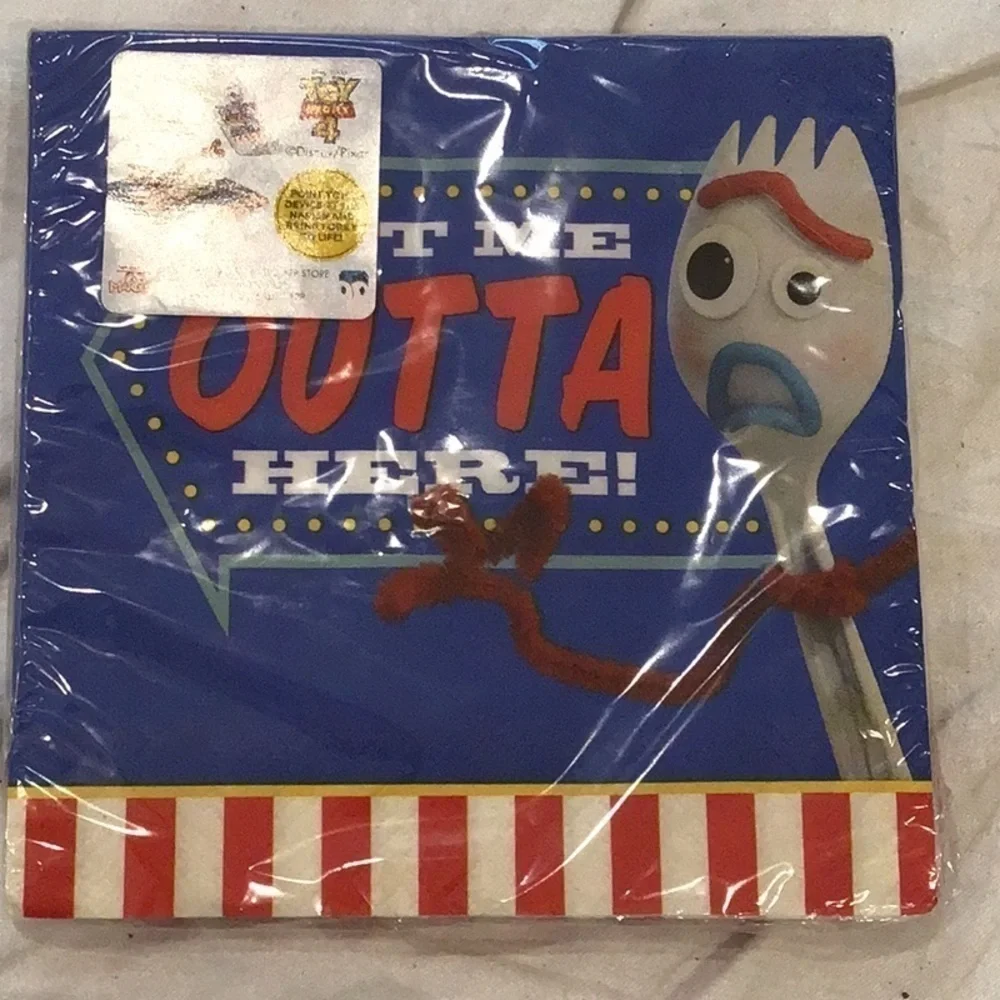 Disney Toy Story 4 Table Cover and Napkin Set